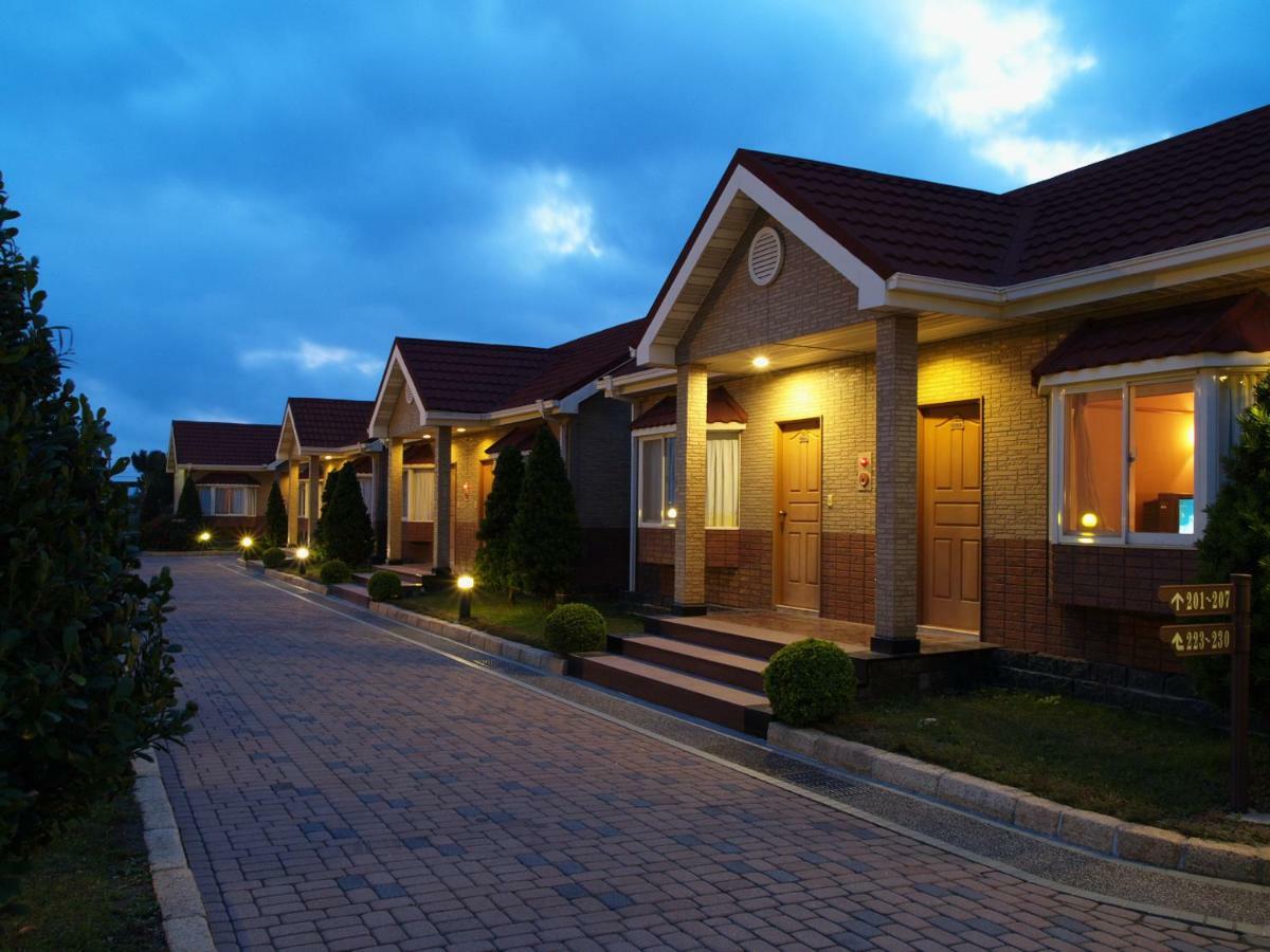 แลนด์สเคป สเปเชียส รีสอร์โทเปีย Hotel กวนซาน ภายนอก รูปภาพ